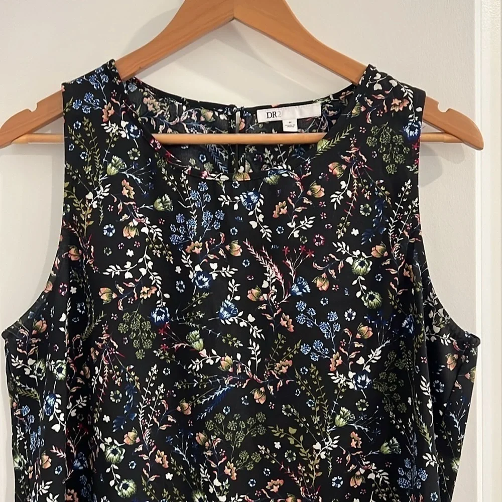 DR2 DANIEL RAINN Black Sleeveless Floral Blouse - Picture 4 of 8